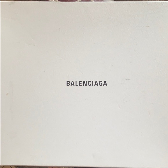 BALENCIAGA TRIPLE S SNEAKER - Picture 7 of 8